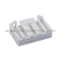 1565380-1 28 way female electrical plug housing connector