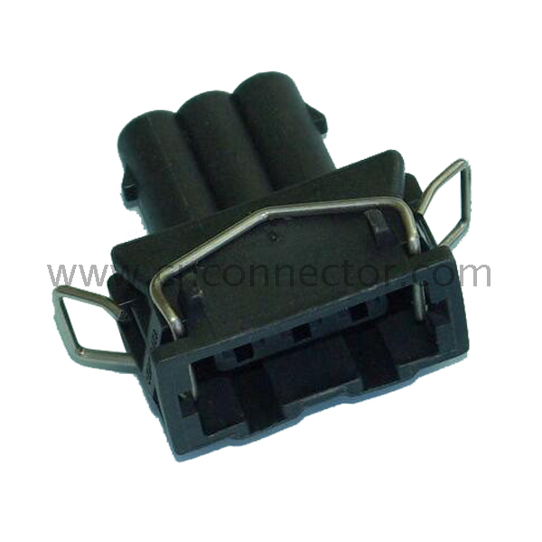 357972753 357 972 753 3p VW female waterproof connector with wing