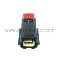 3 pole female auto connector 31403-3700