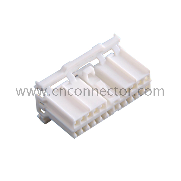 PB305-20010 MG610410 female 20 pin automotive wire connectors